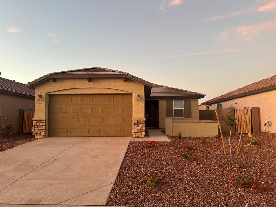 *home Away From Home* 5 Min Away From Stadium Phoenix